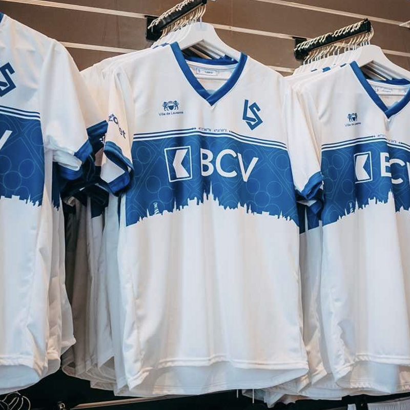Premier maillot du Lausanne-sport
